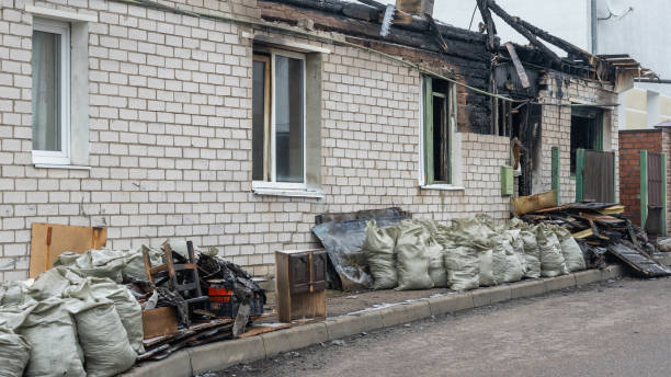 24/7 Emergency Fire Damage Removal experts in Carefree, AZ